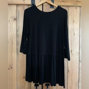 Zenana Outfitters Premium Black Top